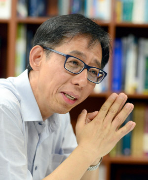 Portrait of Jae-Woo Lee (이재우)